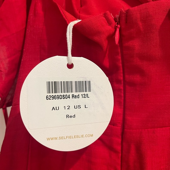 Aphrodite Molded Bust Angel Sleeve Wrap Dress Red - Picture 4 of 5